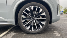 Volvo XC90 2.0 B5P Ultra Dark 5dr AWD Geartronic Petrol Estate